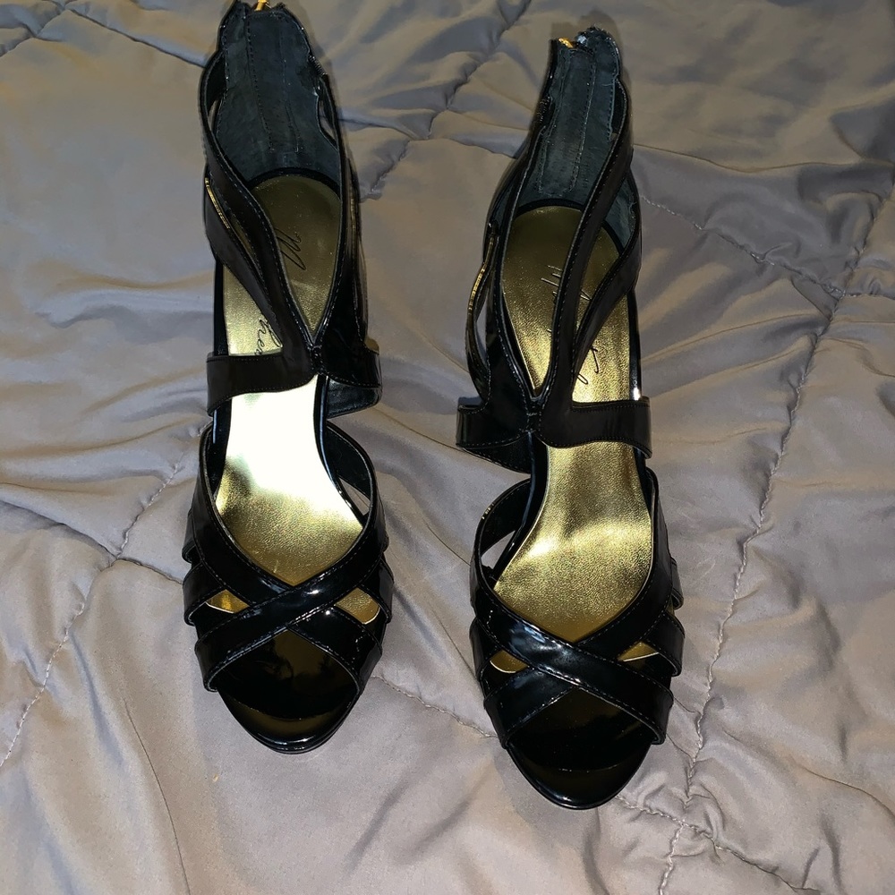 Marc Fisher 👠 stiletto zipper heels - Picture 3 of 6